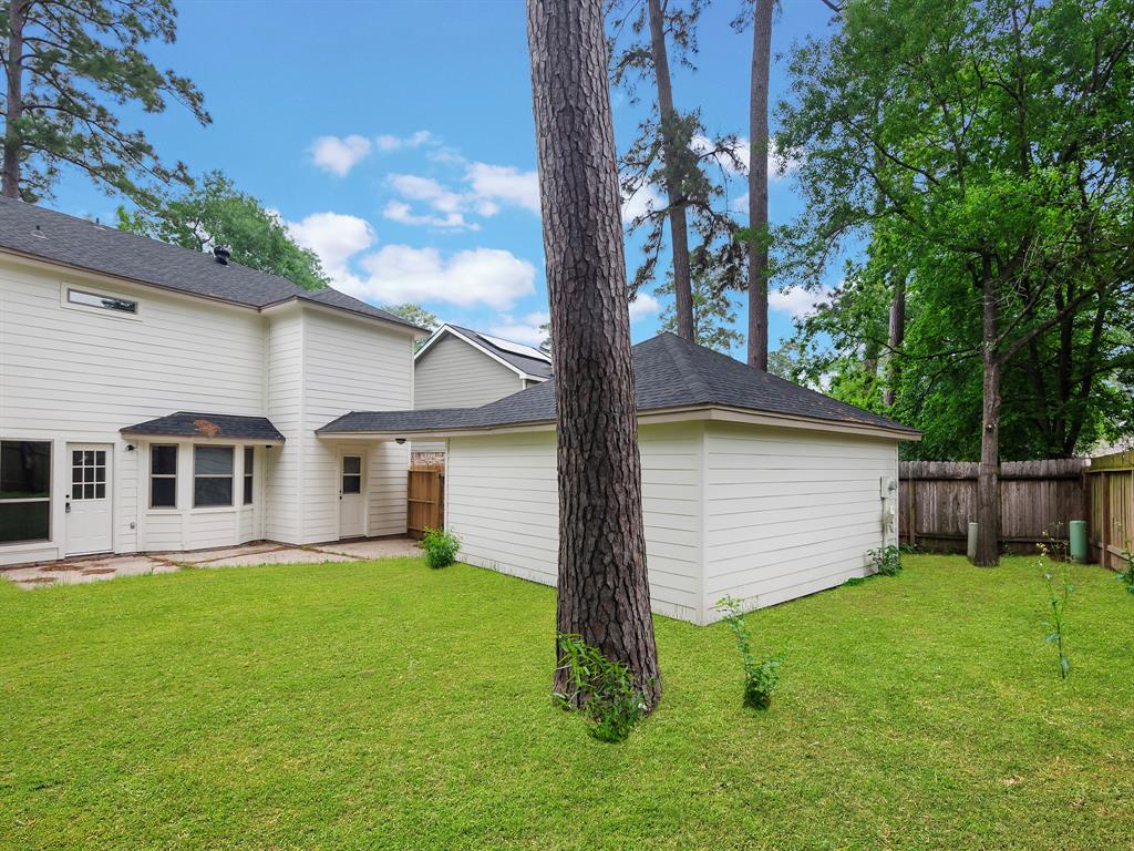 8319 Autumn Willow Drive, Tomball, Texas image 29