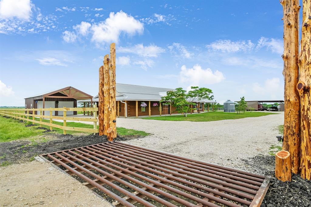 4313 Fm 2679 Road, Burton, Texas image 47
