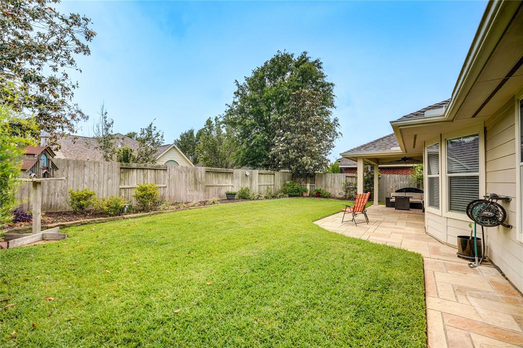 7614 Golden Thistle Lane, Cypress, Texas image 42
