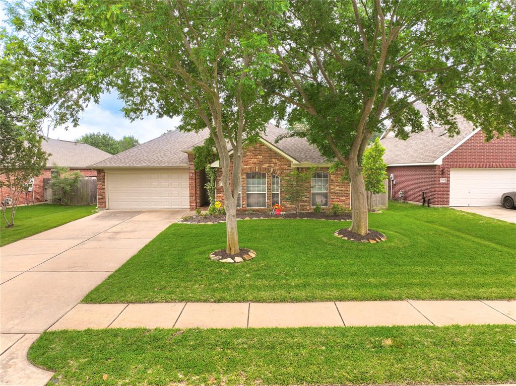 7614 Golden Thistle Lane, Cypress, Texas image 43