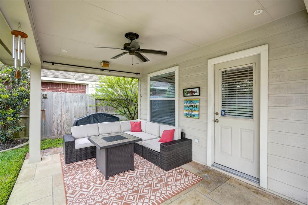 7614 Golden Thistle Lane, Cypress, Texas image 39