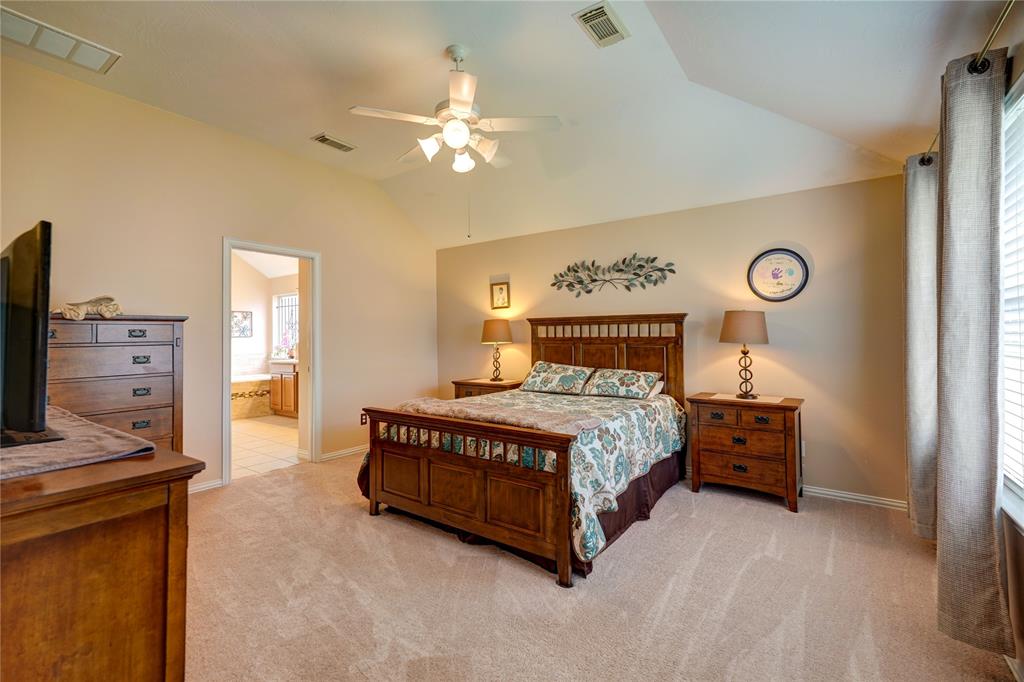 7614 Golden Thistle Lane, Cypress, Texas image 23