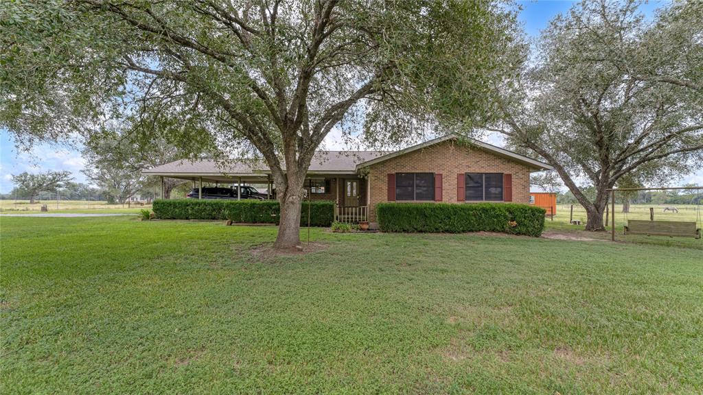 403 Hickey Road, Yoakum, Texas image 8