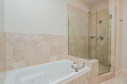 Houston, Texas 77007, United States, 3 Bedrooms Bedrooms, ,4 BathroomsBathrooms,Residential,Active,141174