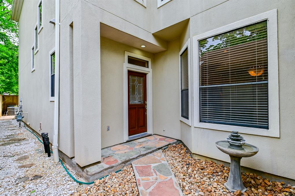 Houston, Texas 77007, United States, 3 Bedrooms Bedrooms, ,4 BathroomsBathrooms,Residential,Active,141174