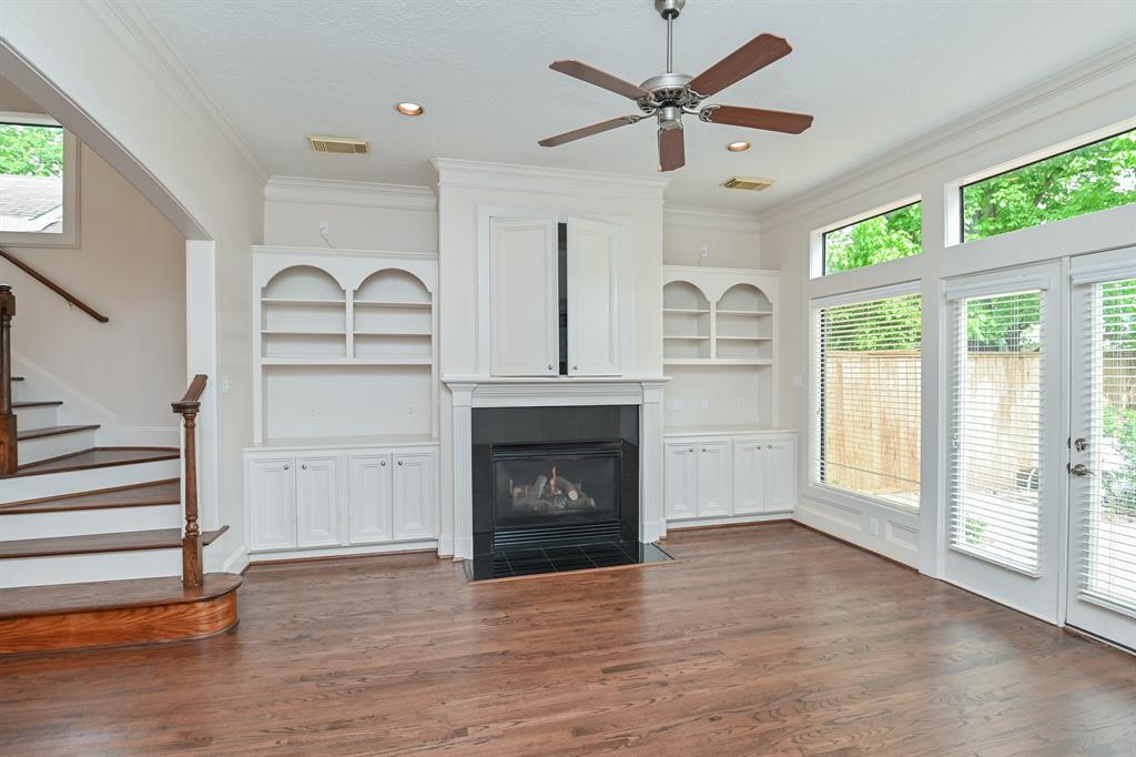 Houston, Texas 77007, United States, 3 Bedrooms Bedrooms, ,4 BathroomsBathrooms,Residential,Active,141174