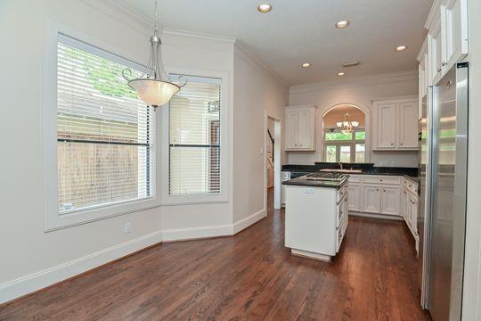 Houston, Texas 77007, United States, 3 Bedrooms Bedrooms, ,4 BathroomsBathrooms,Residential,Active,141174