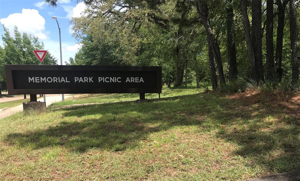 Houston, Texas 77007, United States, 3 Bedrooms Bedrooms, ,4 BathroomsBathrooms,Residential,Active,141174