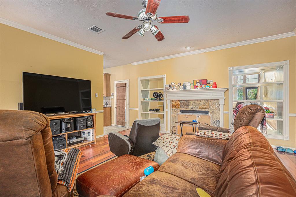2526 Sand Castle Court, Seabrook, Texas image 6