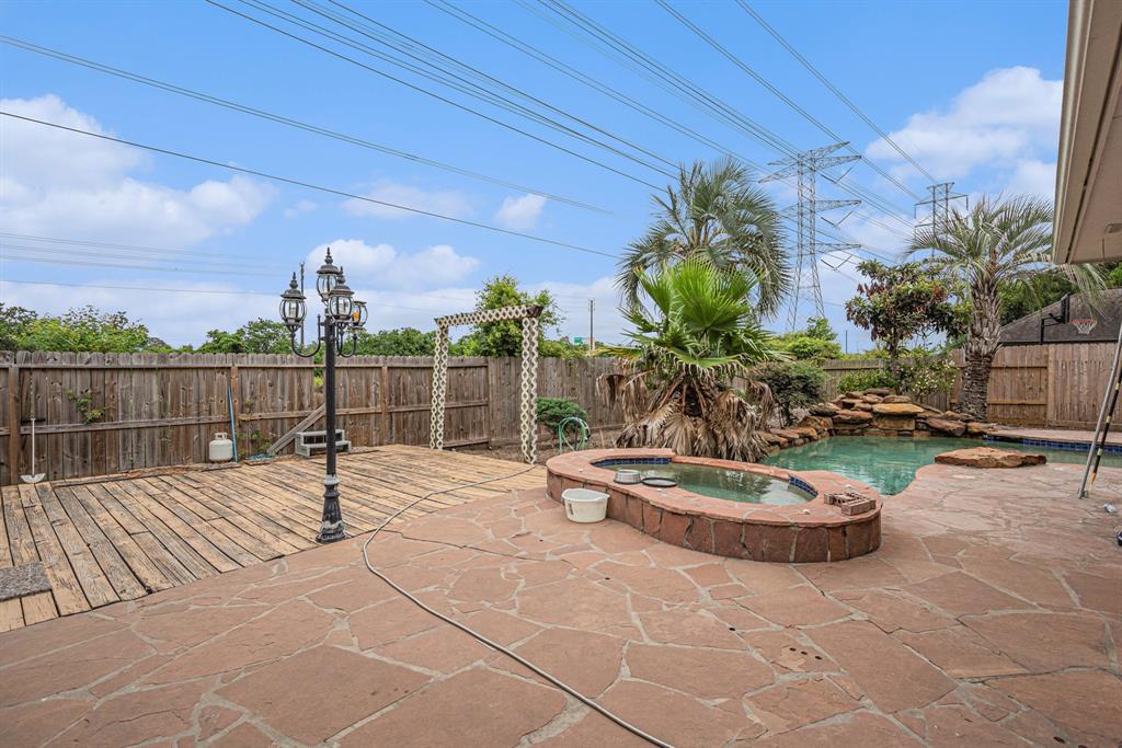 2526 Sand Castle Court, Seabrook, Texas image 28
