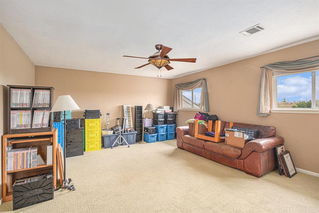 2526 Sand Castle Court, Seabrook, Texas image 23
