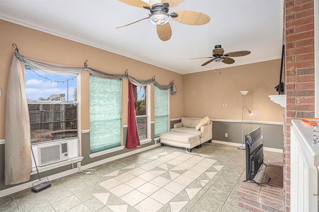 2526 Sand Castle Court, Seabrook, Texas image 12