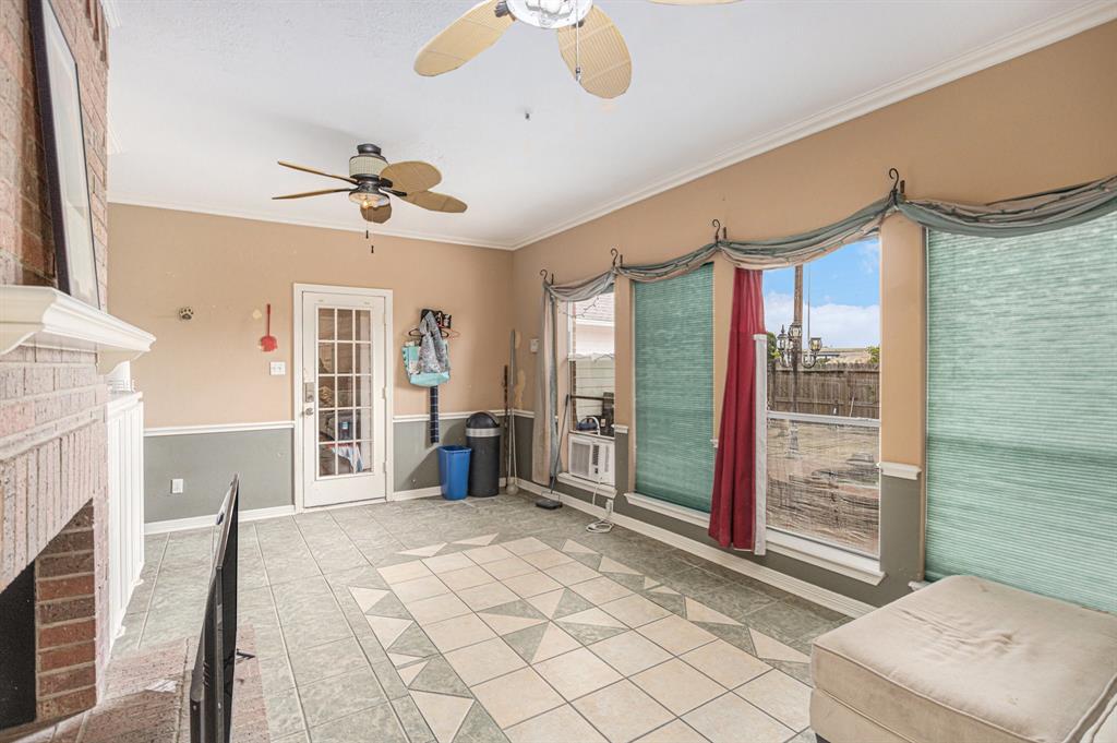 2526 Sand Castle Court, Seabrook, Texas image 13