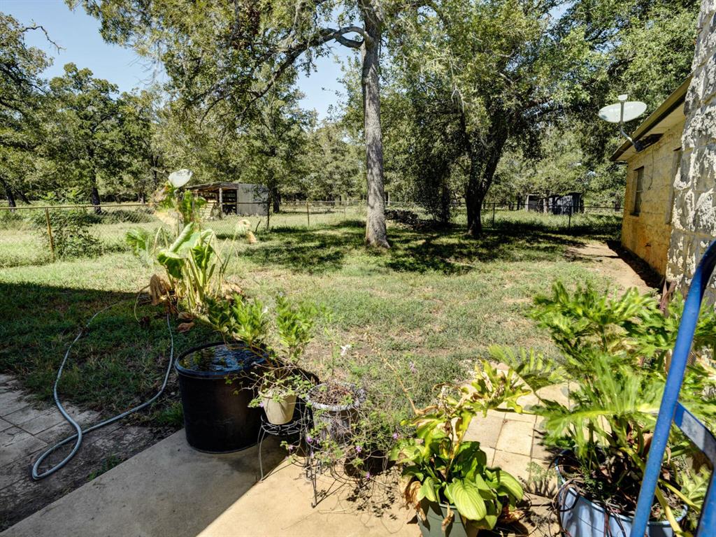 294 Lois Lane Ln, Paige, Texas image 35