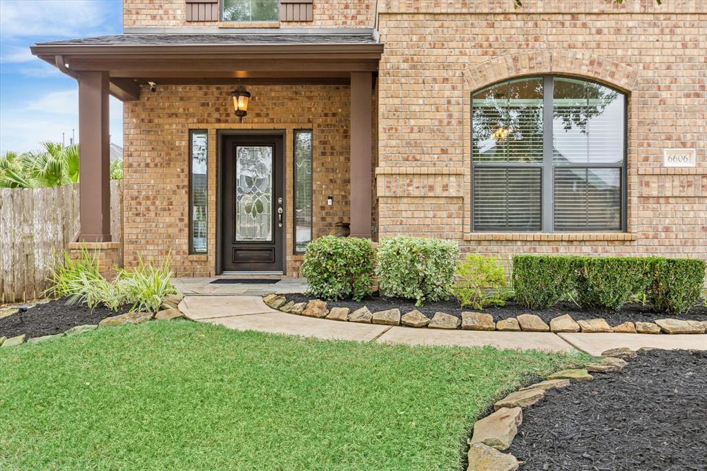 6606 Tara Creek Court, Sugar Land, Texas image 6