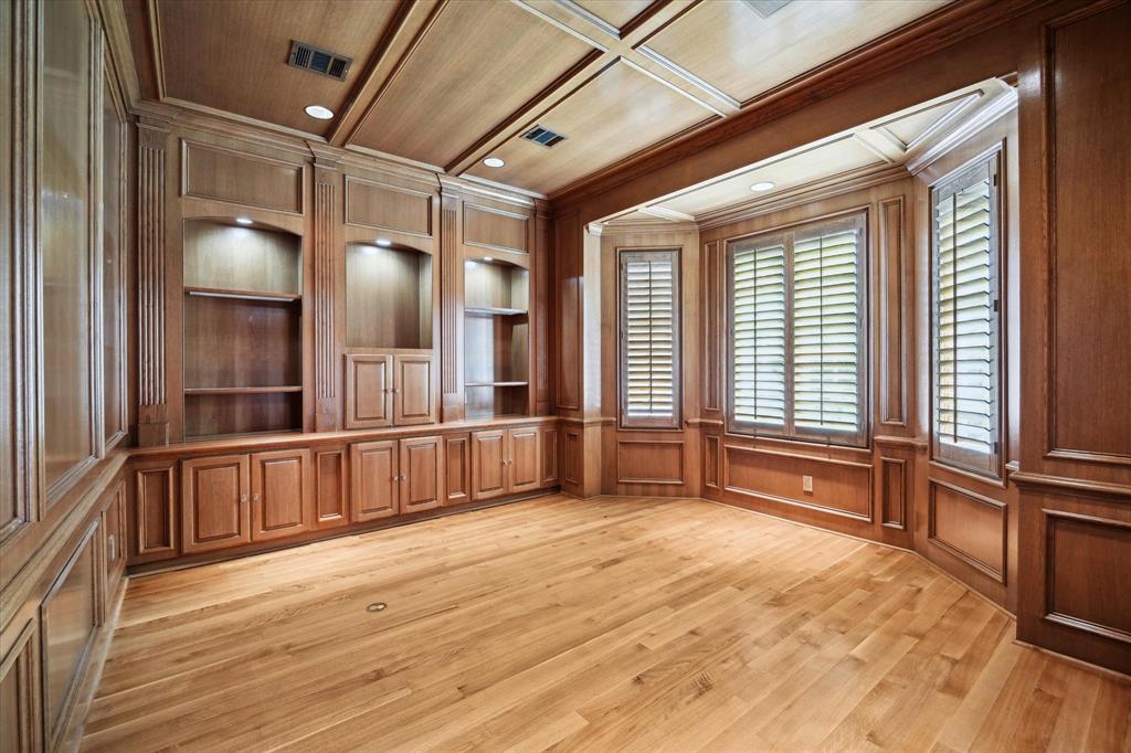 2 Wexford Court