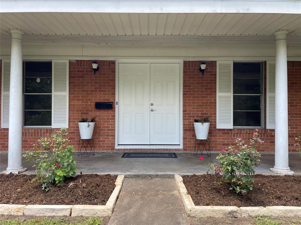 104 W Dallas Street, Conroe, Texas image 35
