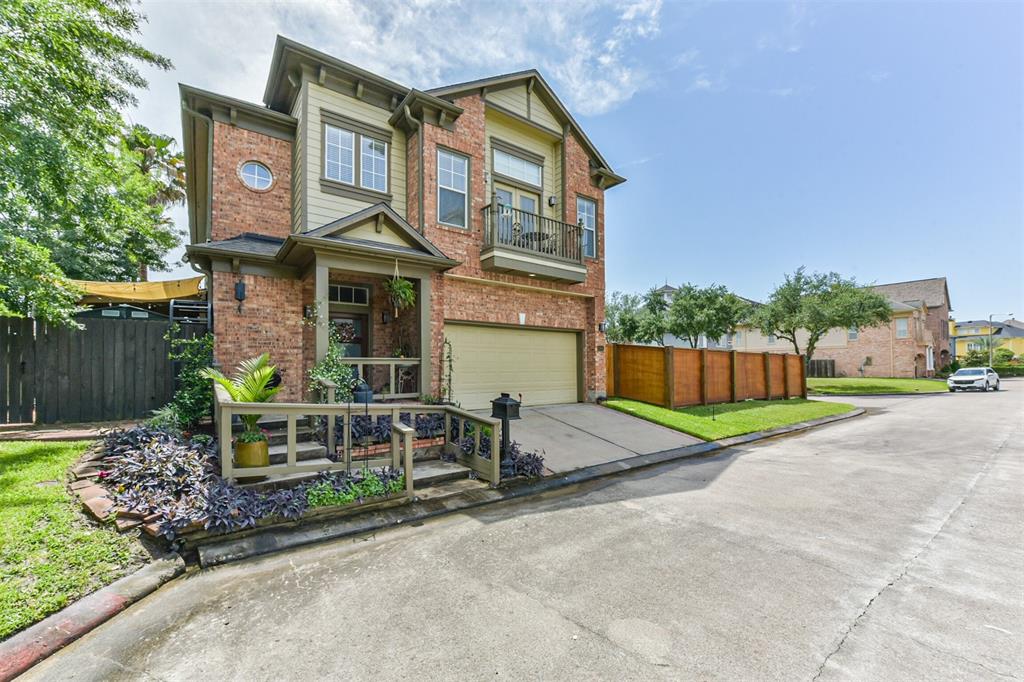 1301 Ketch Court, League City, Texas image 4