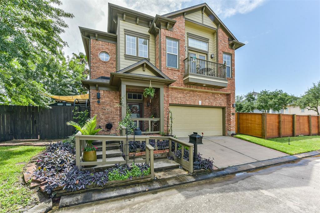 1301 Ketch Court, League City, Texas image 3