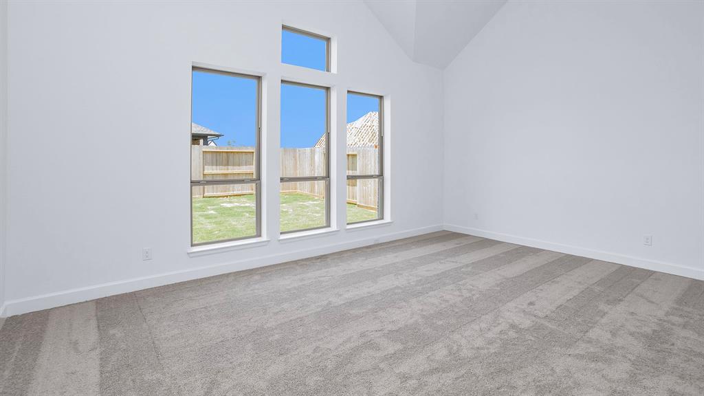 11931 Greenwood Drive, Mont Belvieu, Texas image 4
