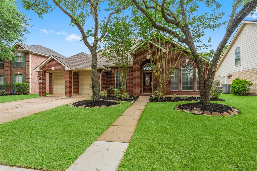 1030 Evandale Ln Ln, Sugar Land, Texas image 2