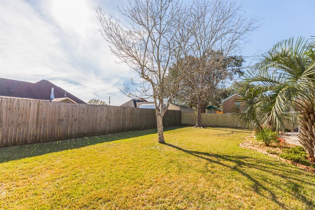 7629 Cobblestone Terrace Ter, Lumberton, Texas image 32