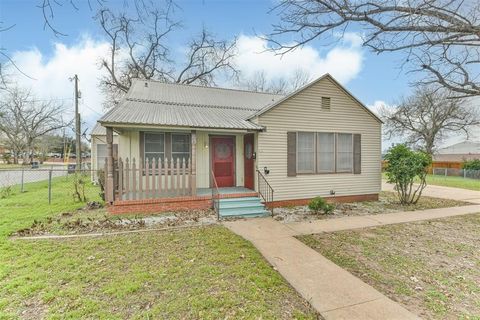 A home in Brenham