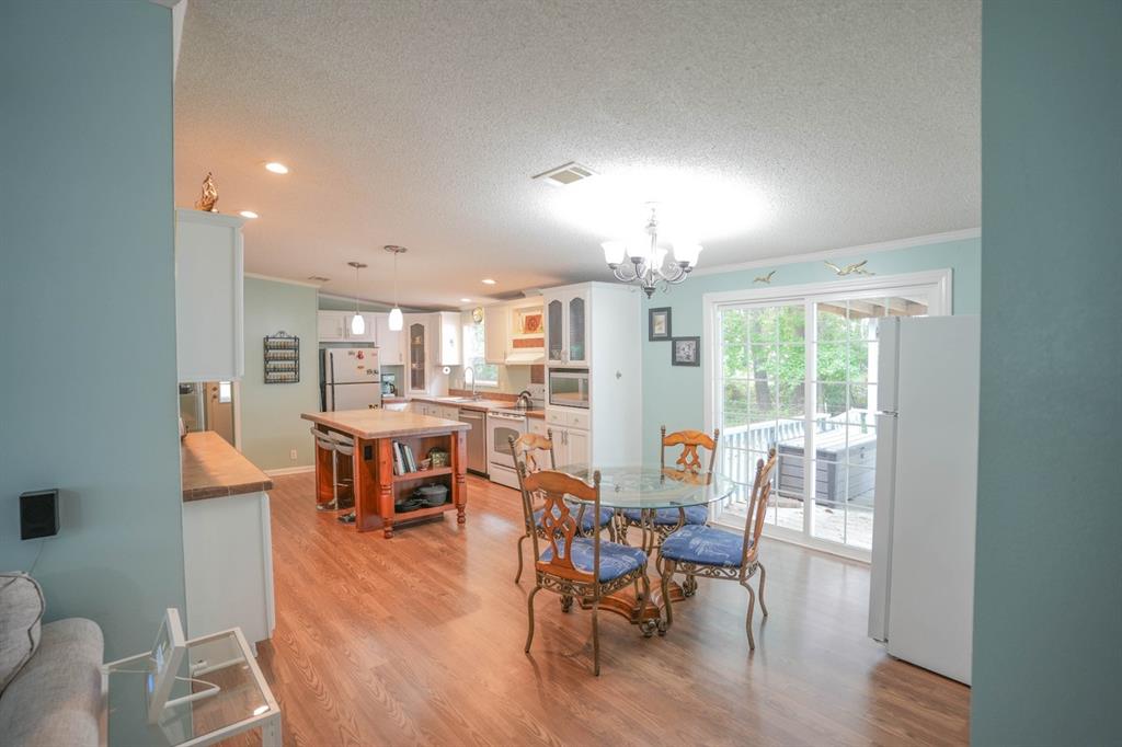Photo 8 of 25 of 191 Ferguson Way mobile home