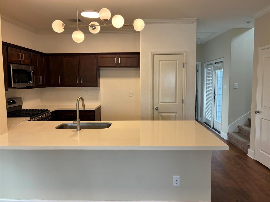 4327 Robertson Street, Houston, Texas image 2