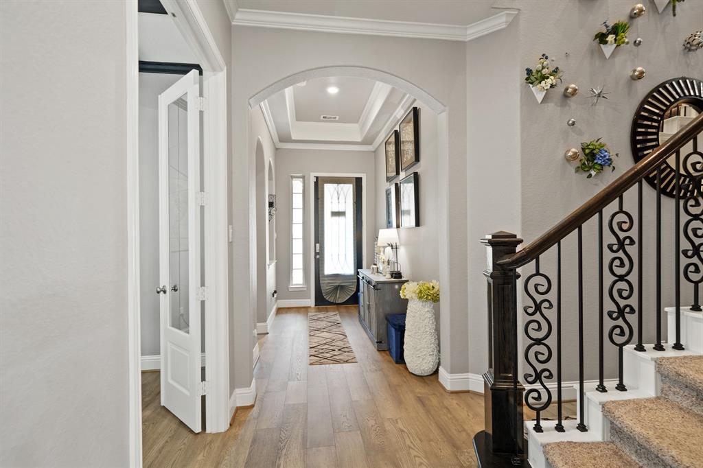 6519 Elrington Heights Lane