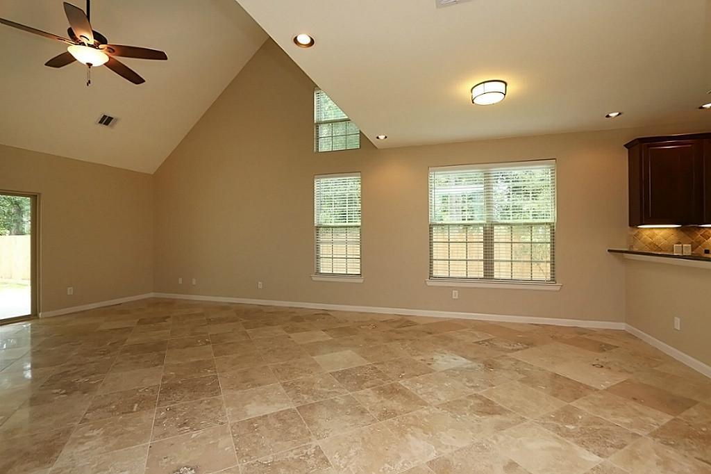 10506 Chateau Lane, Conroe, Texas image 13