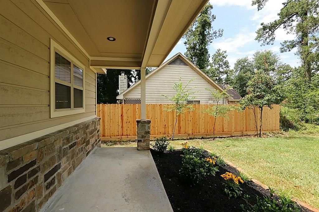 10506 Chateau Lane, Conroe, Texas image 4