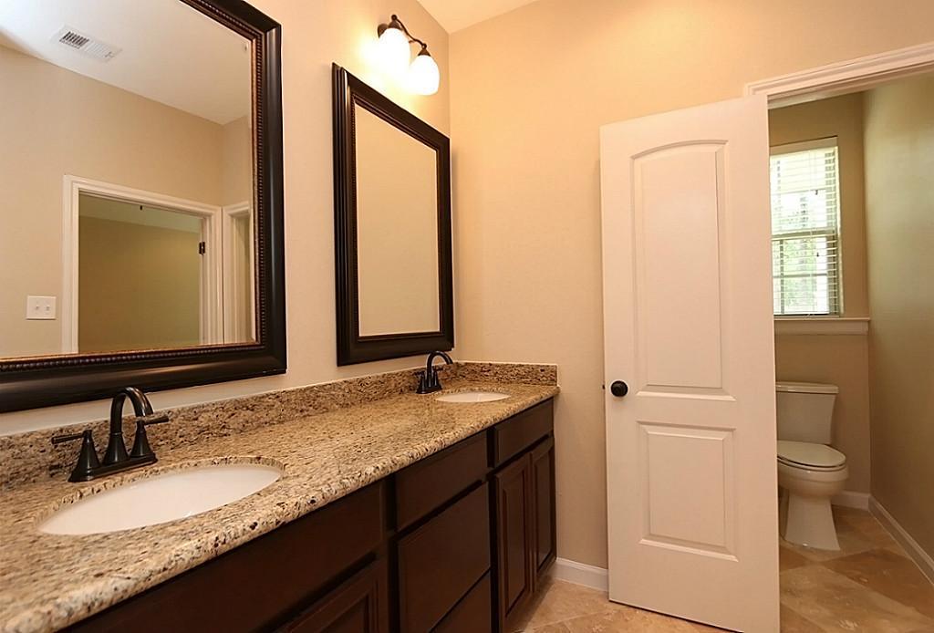 10506 Chateau Lane, Conroe, Texas image 11