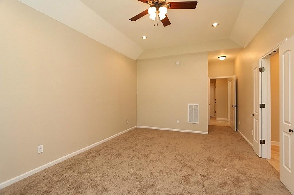 10506 Chateau Lane, Conroe, Texas image 10