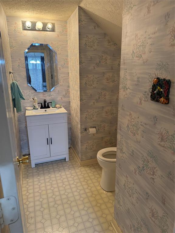 7022 Echo Pines Drive, Humble, Texas image 5