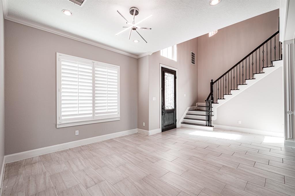11503 Kings Point Boulevard, Mont Belvieu, Texas image 28