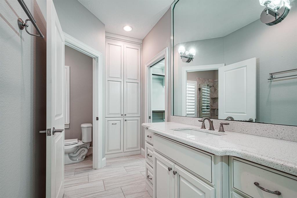 11503 Kings Point Boulevard, Mont Belvieu, Texas image 47