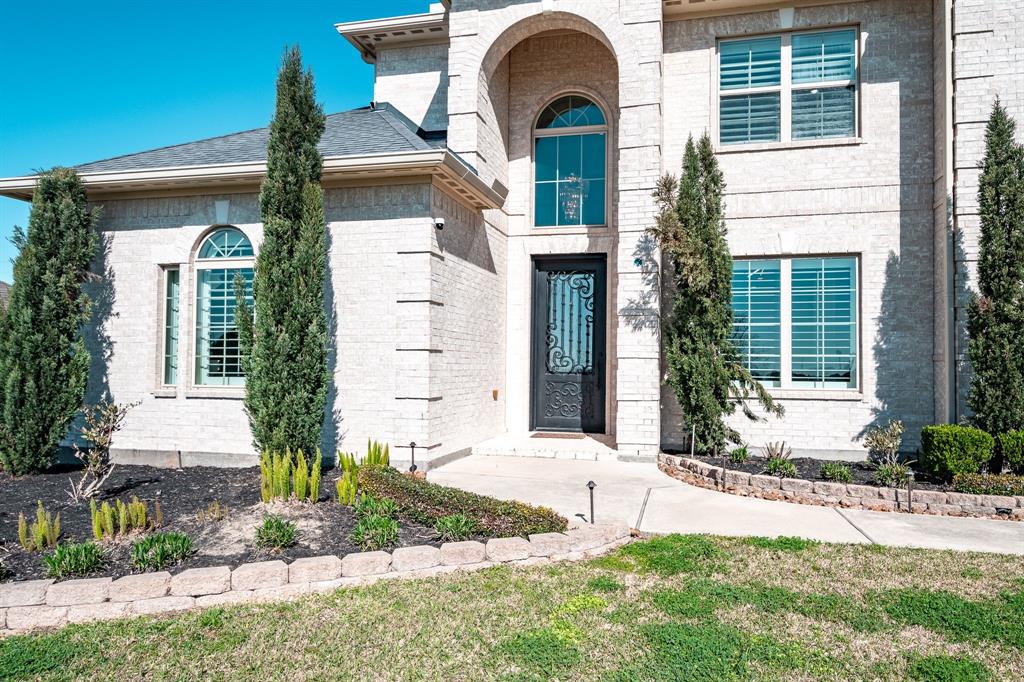 11503 Kings Point Boulevard, Mont Belvieu, Texas image 5