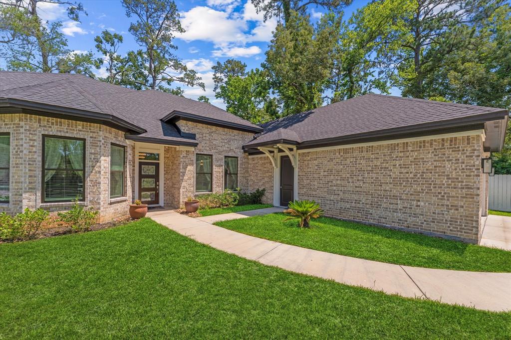 1314 Briar Cliff Street, Conroe, Texas image 4