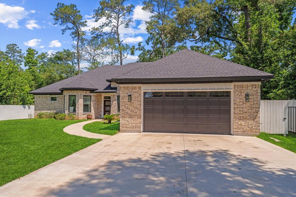 1314 Briar Cliff Street, Conroe, Texas image 5