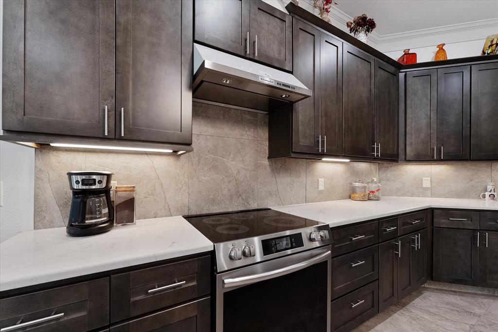 1314 Briar Cliff Street, Conroe, Texas image 30