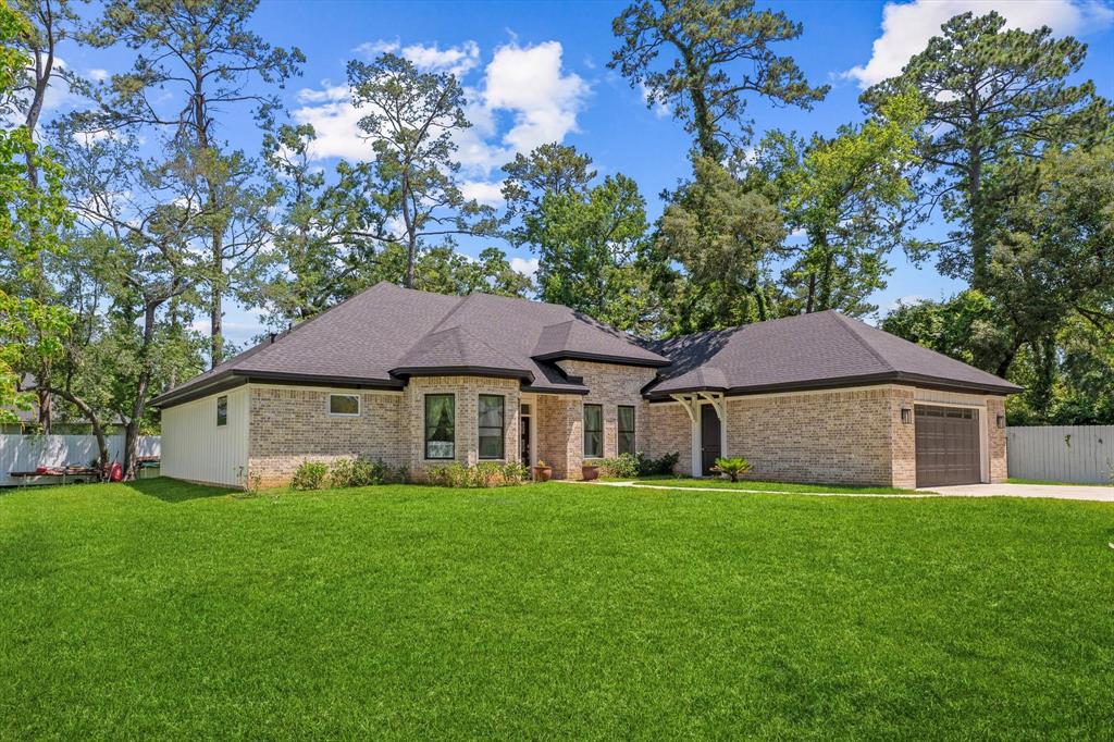 1314 Briar Cliff Street, Conroe, Texas image 2