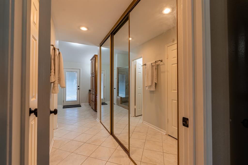104 Sea Mist Drive, League City, Texas image 13