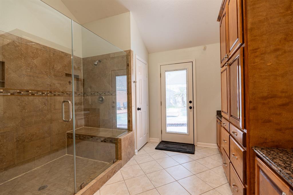 104 Sea Mist Drive, League City, Texas image 14