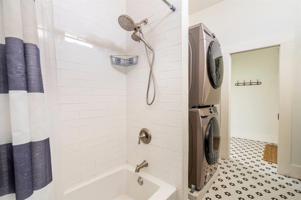 3616 Avenue P 1/2, Galveston, Texas image 24