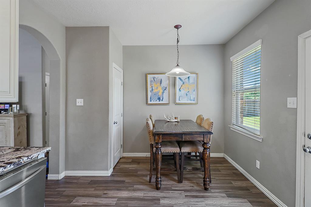 4418 Legends Bay Drive, Baytown, Texas image 9