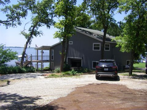 A home in Jewett