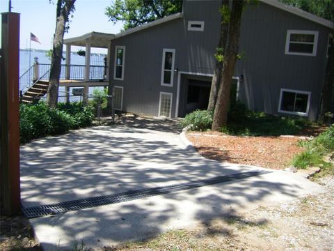 A home in Jewett