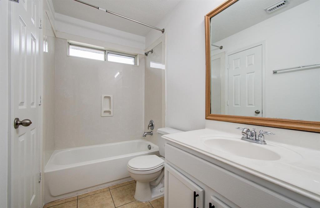 6018 Lamb Creek, Missouri City, Texas image 39