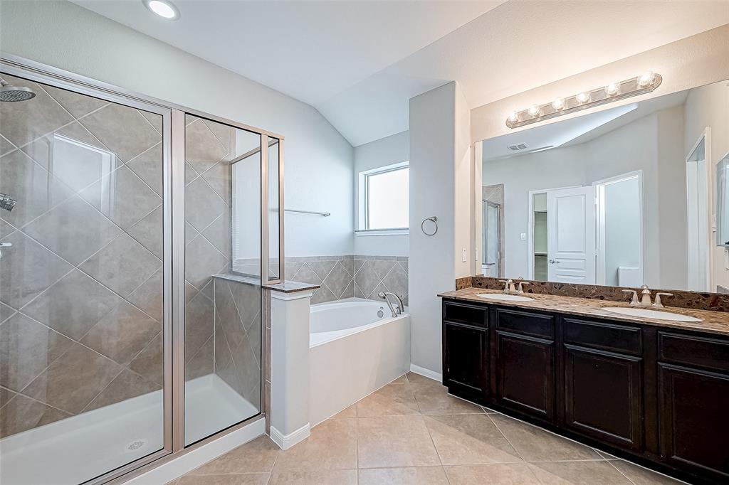 9154 Sunlight Oak Lane, Houston, Texas image 25